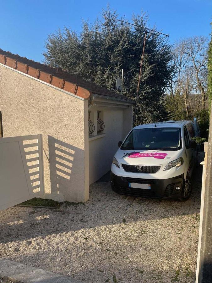 Maison Avec Sous Sol Independant Et Parking A 2Km De Versailles Buc  Exterior foto